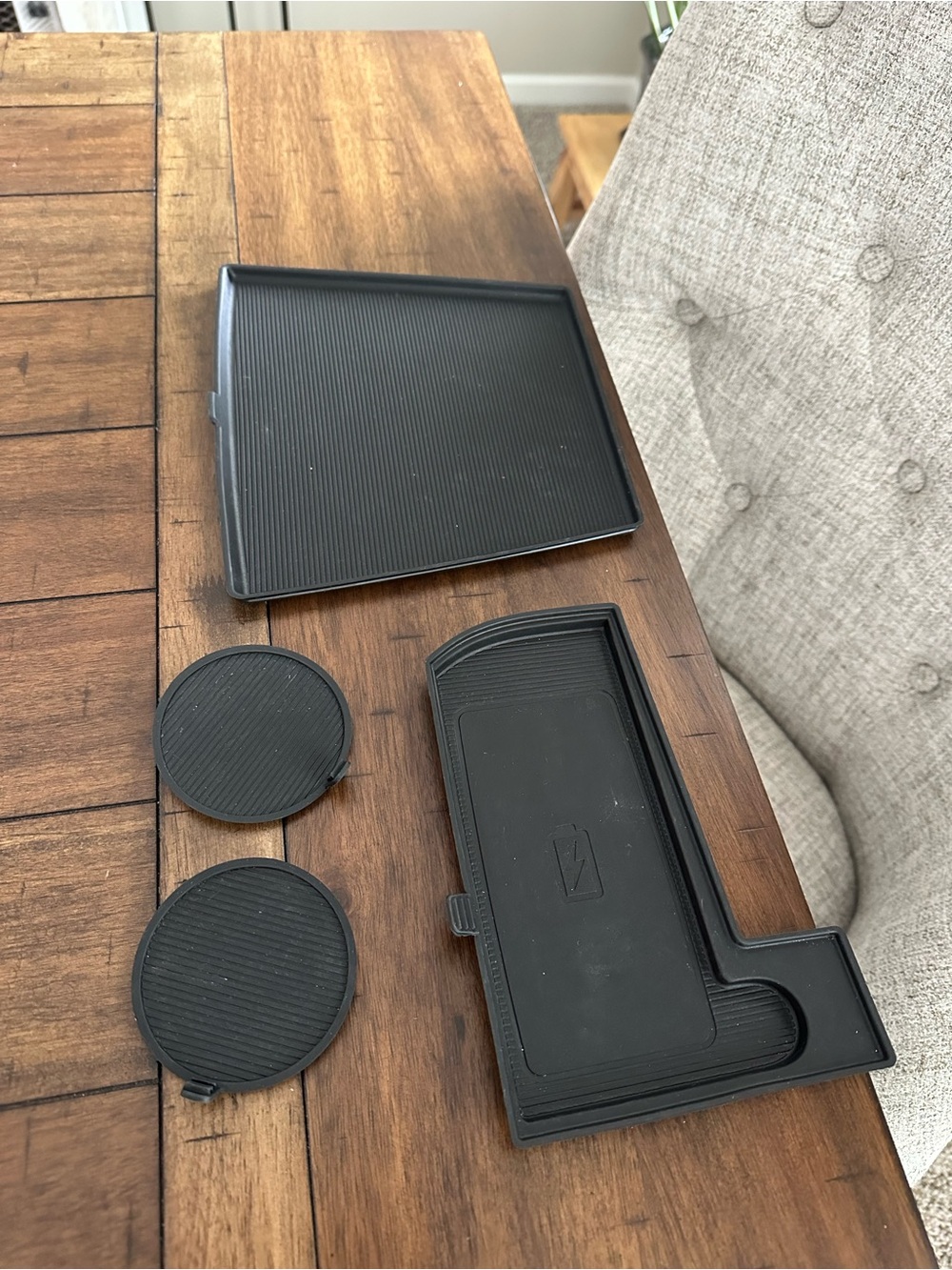 FORD EDGE CENTER CONSOLE wireless charging and cup set mat liners